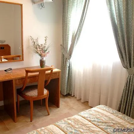 Novo Hotell 3*